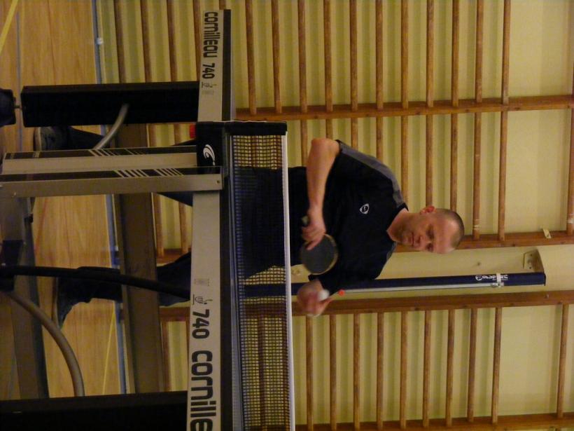 Noc z tenisem stołowym