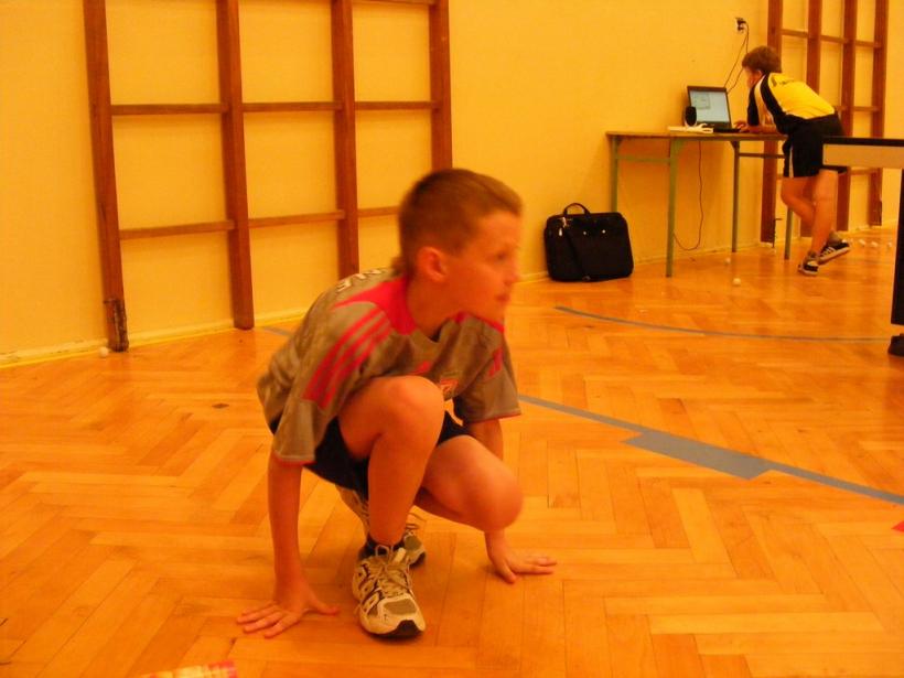 Noc z tenisem stołowym