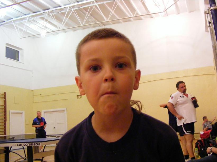 Noc z tenisem stołowym